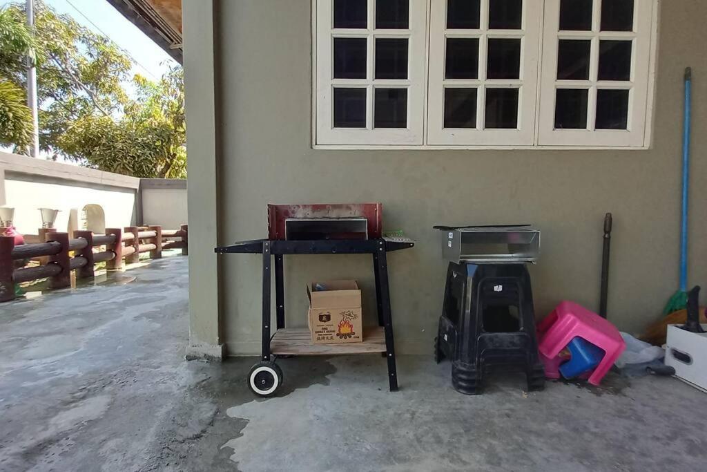 Spacious End-lot House, 3 Parkings @ipoh, Tambun *